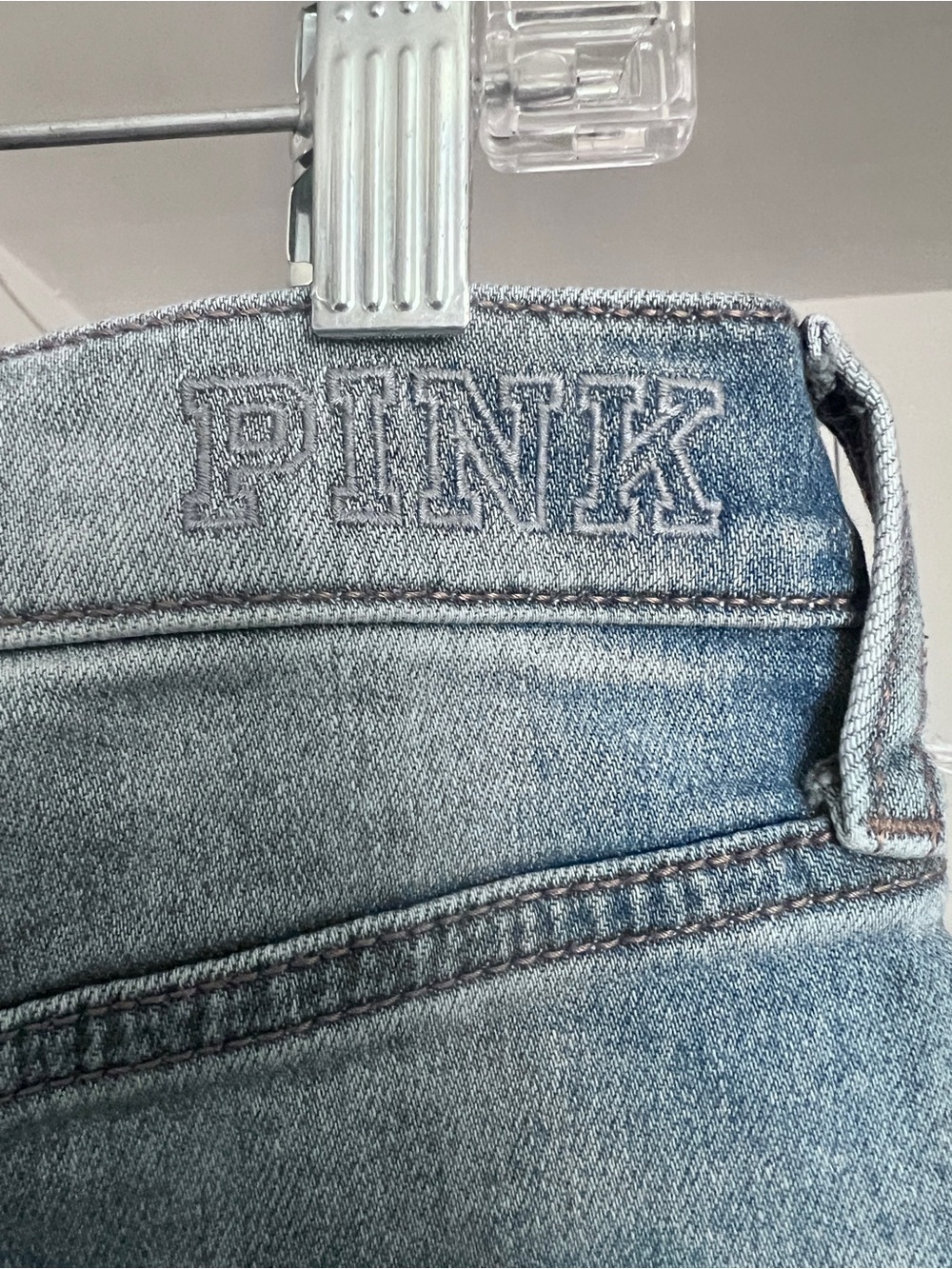 PINK Victoria's Secret Denim Cut Off Shorts Distressed Raw Hem Classic SZ 10 - Picture 6 of 9